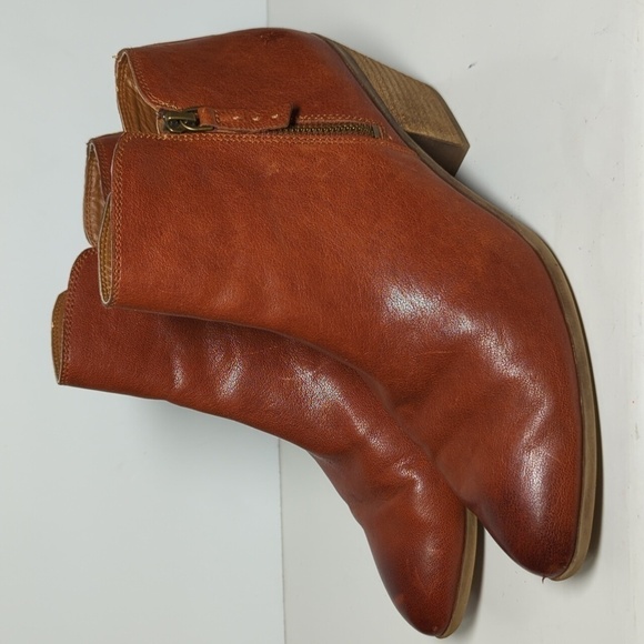 Frye Judith Double zip Ankle boots /botties women's size